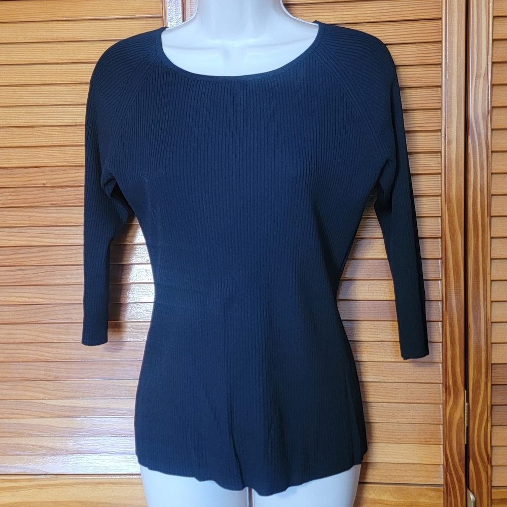 Sweet Romeo Black 3/4 Sleeve Top sz Medium